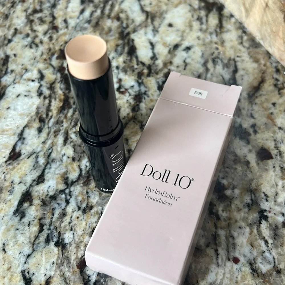 💕🌙Doll 10 Fair Hydrabalm Foundation Stick